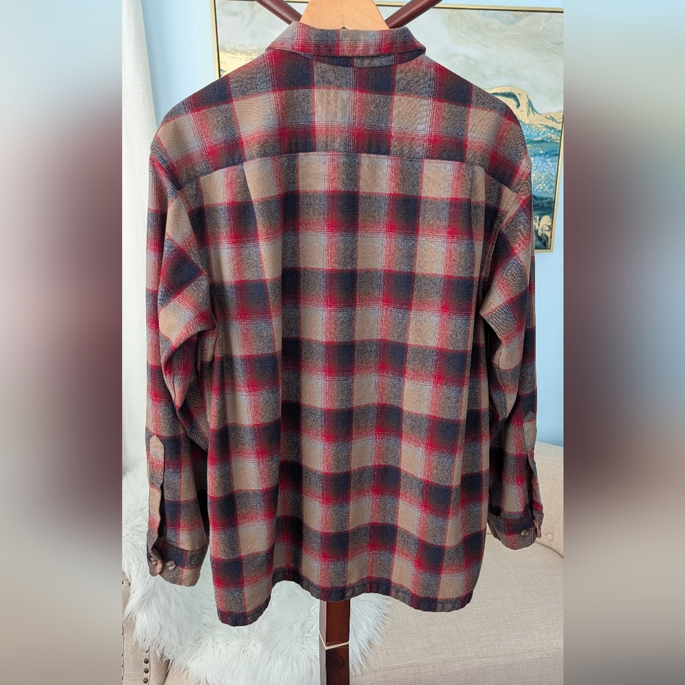 Pendleton Men Wool Board Plaid Button-Down Flanne… - image 5